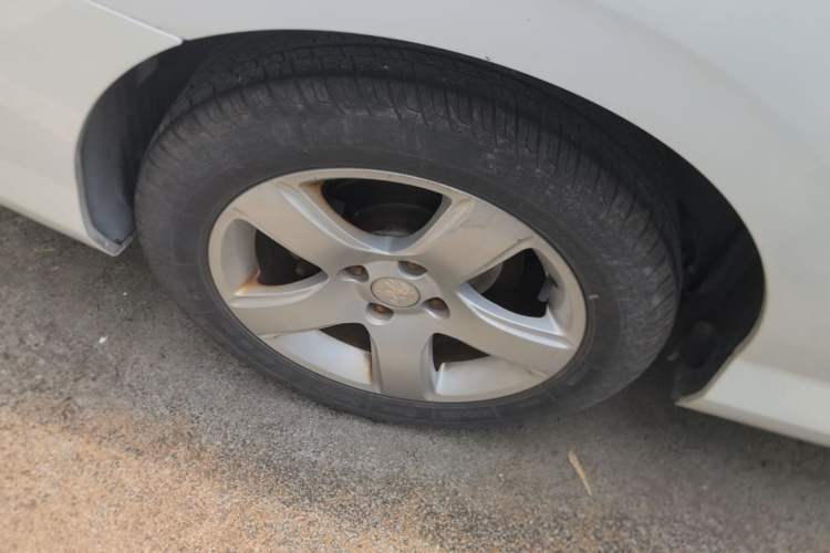 Used Peugeot 308 2014 Enjoy Edition Classic 1.6L Automatic Premium Model Right Rear Wheel Hub