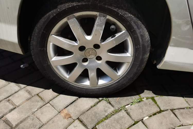 Used Peugeot 308 2014 Enjoy Edition Classic 1.6L Automatic Premium Model Right Rear Wheel Hub