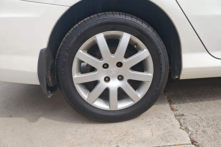 Used Peugeot 308 2014 Enjoy Edition Classic 1.6L Automatic Premium Model Right Rear Wheel Hub