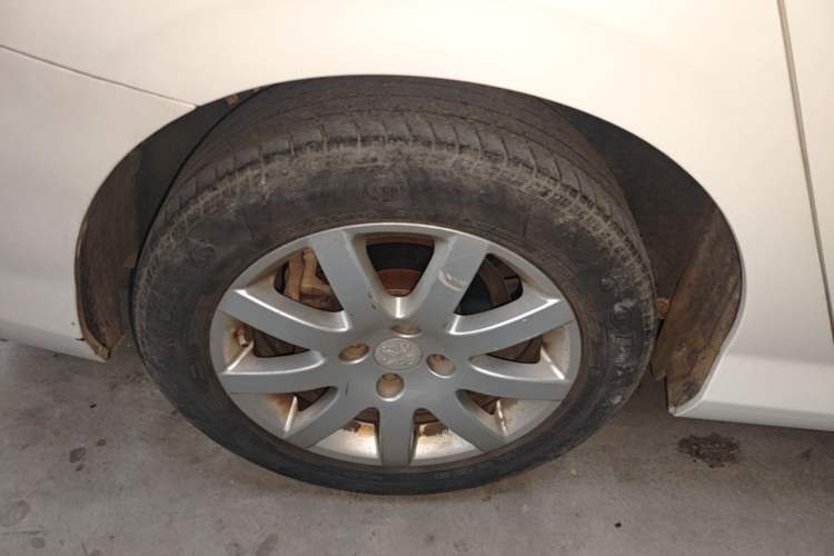 Used Peugeot 308 2014 Enjoy Edition Classic 1.6L Manual YouShang Model Right Rear Wheel Hub