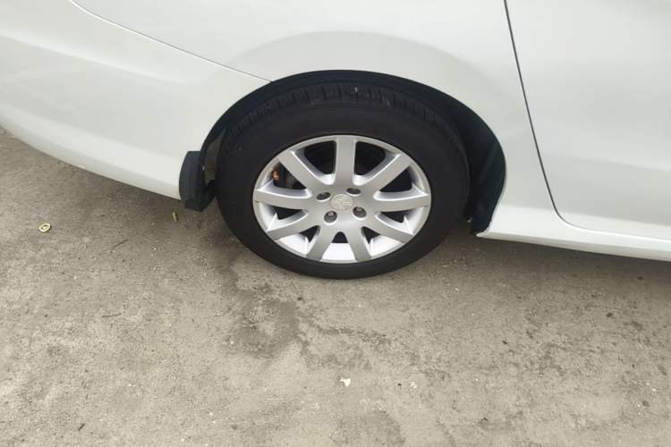Used Peugeot 308 2014 Enjoy Edition Classic 1.6L Automatic Premium Model Right Rear Wheel Hub