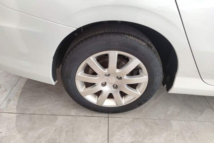 Used Peugeot 308 2014 Enjoy Edition Classic 1.6L Manual YouShang Model Right Rear Wheel Hub