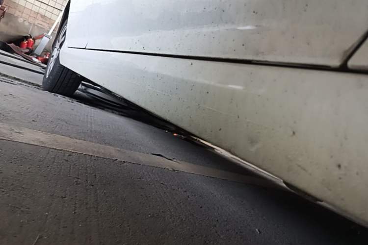 Used Peugeot 308 2014 Enjoy Edition Classic 1.6L Automatic Premium Model Right Side Sill