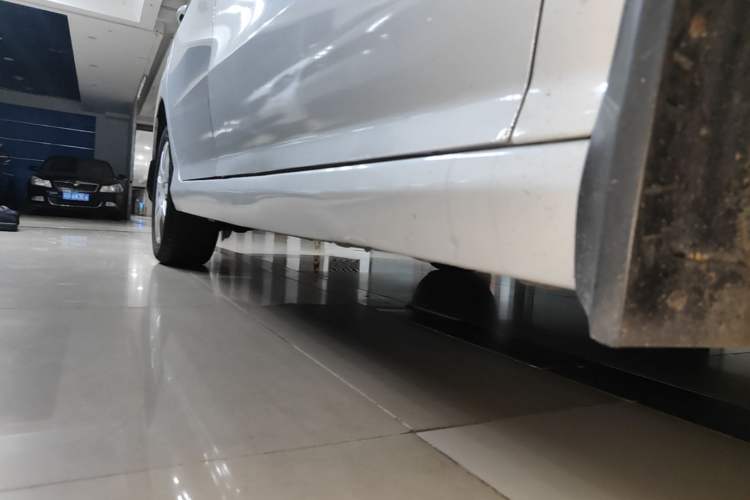 Used Peugeot 308 2014 Enjoy Edition Classic 1.6L Automatic Premium Model Right Side Sill