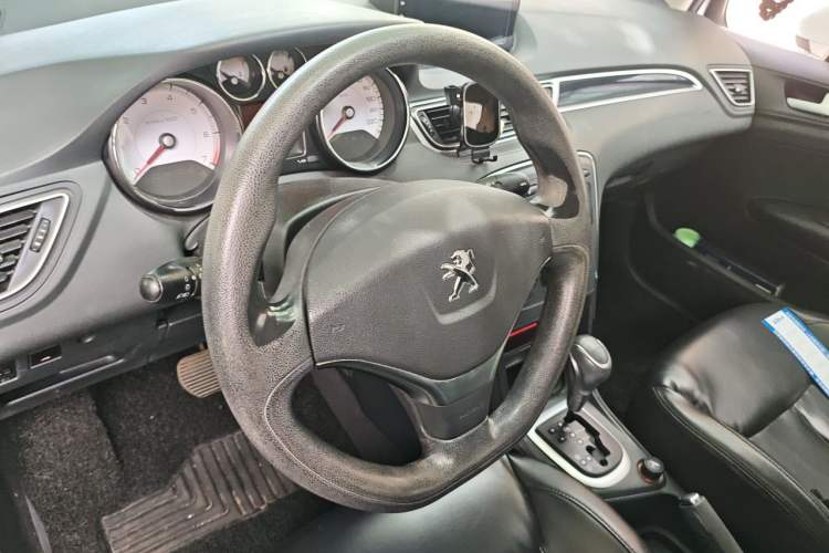 Used Peugeot 308 2014 Enjoy Edition Classic 1.6L Automatic Premium Model Steering Wheel