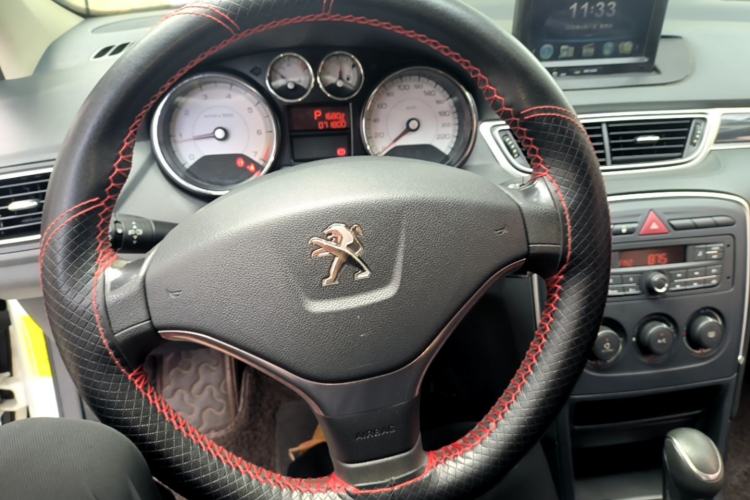Used Peugeot 308 2014 Enjoy Edition Classic 1.6L Automatic Premium Model Steering Wheel
