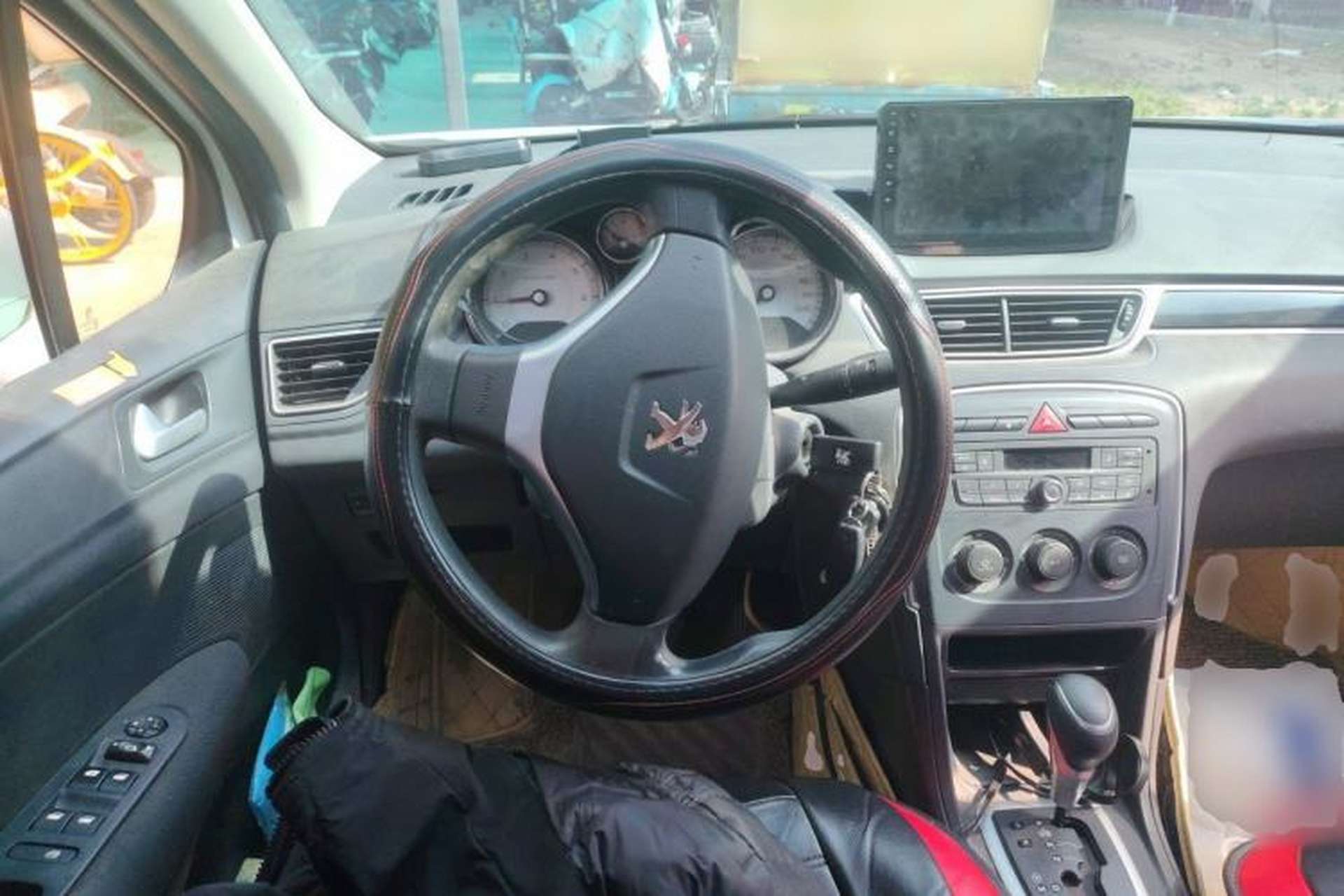Used Peugeot 308 2014 Enjoy Edition Classic 1.6L Automatic Premium Model Steering Wheel