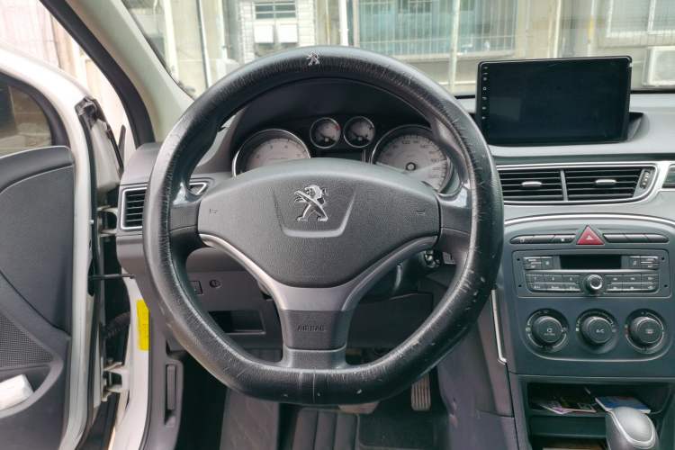 Used Peugeot 308 2014 Enjoy Edition Classic 1.6L Automatic Premium Model Steering Wheel