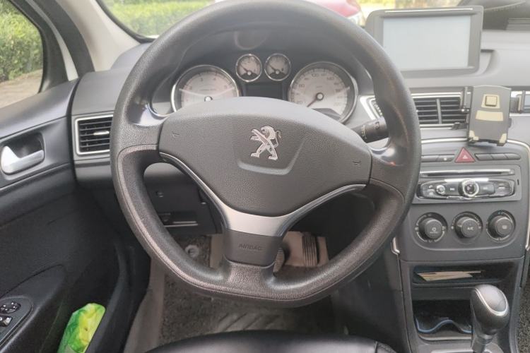 Used Peugeot 308 2014 Enjoy Edition Classic 1.6L Automatic Premium Model Steering Wheel