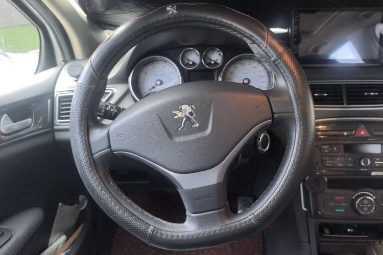 Used Peugeot 308 2014 Enjoyment Edition Classic 1.6L Automatic Fashion Model Steering Wheel
