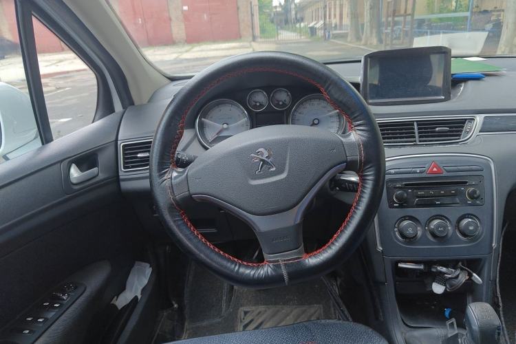 Used Peugeot 308 2014 Enjoy Edition Classic 1.6L Manual YouShang Model Steering Wheel