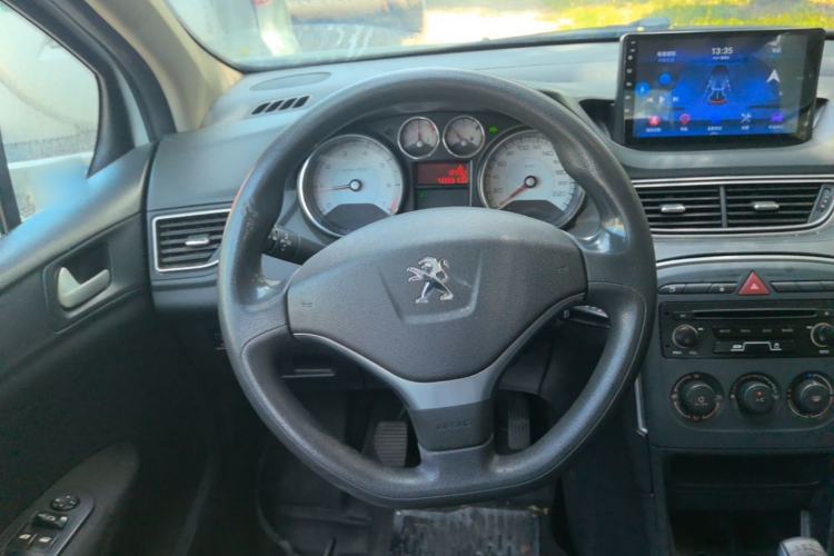 Used Peugeot 308 2014 Enjoy Edition Classic 1.6L Manual YouShang Model Steering Wheel