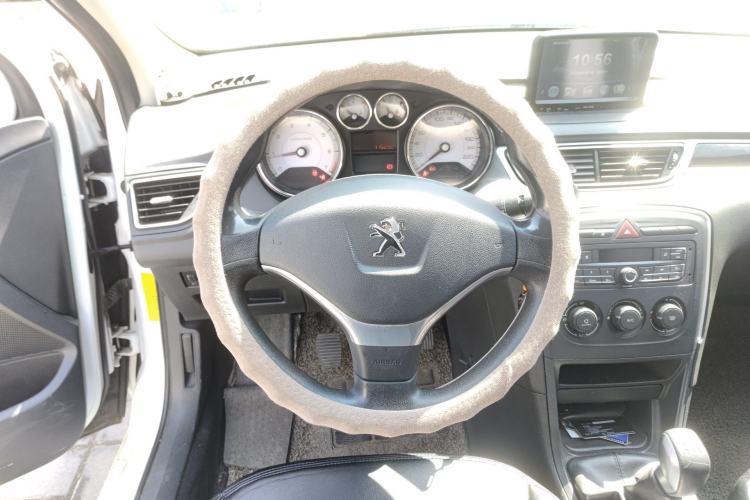Used Peugeot 308 2014 Enjoy Edition Classic 1.6L Manual YouShang Model Steering Wheel