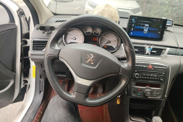 Used Peugeot 308 2014 Enjoy Edition Classic 1.6L Manual Fashion Model Steering Wheel