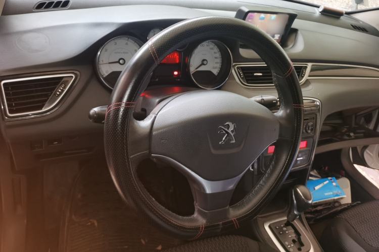 Used Peugeot 308 2014 Enjoy Edition Classic 1.6L Automatic Premium Model Steering Wheel
