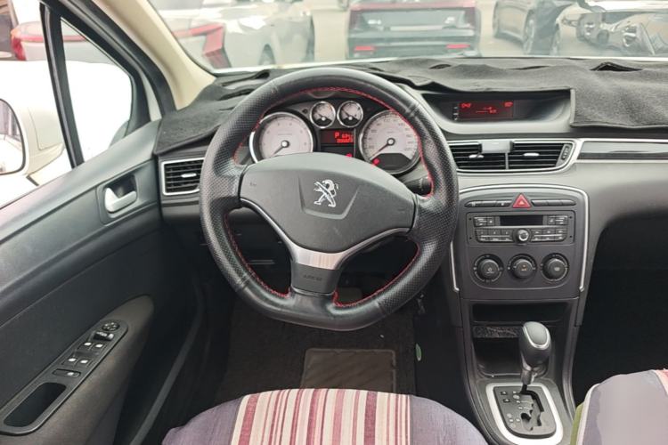 Used Peugeot 308 2014 Enjoy Edition Classic 1.6L Automatic Premium Model Steering Wheel