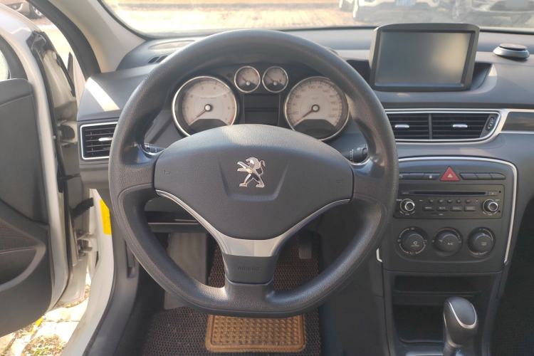 Used Peugeot 308 2014 Enjoy Edition Classic 1.6L Automatic Premium Model Steering Wheel