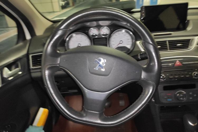 Used Peugeot 308 2014 Enjoyment Edition Classic 1.6L Automatic Fashion Model Steering Wheel