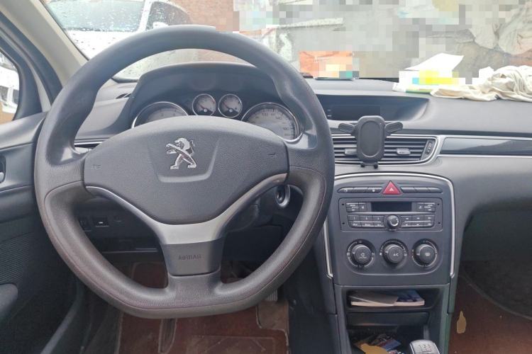 Used Peugeot 308 2014 Enjoy Edition Classic 1.6L Manual YouShang Model Steering Wheel