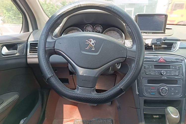 Used Peugeot 308 2014 Enjoy Edition Classic 1.6L Automatic Premium Model Steering Wheel