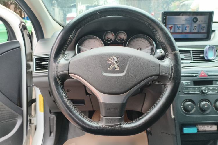 Used Peugeot 308 2014 Enjoy Edition Classic 1.6L Manual YouShang Model Steering Wheel