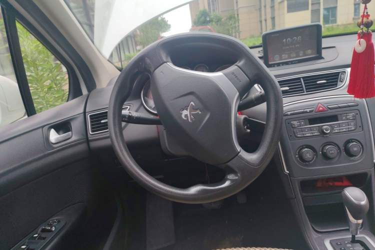 Used Peugeot 308 2014 Enjoy Edition Classic 1.6L Automatic Premium Model Steering Wheel
