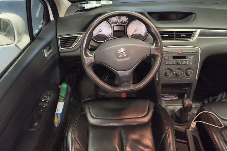 Used Peugeot 308 2014 Enjoy Edition Classic 1.6L Manual YouShang Model Steering Wheel