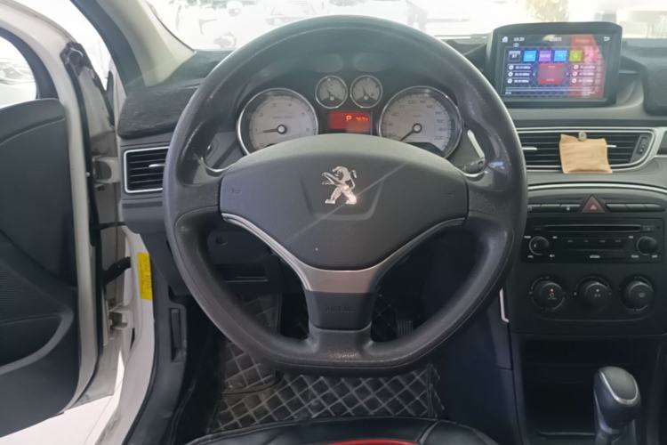 Used Peugeot 308 2014 Enjoy Edition Classic 1.6L Automatic Premium Model Steering Wheel