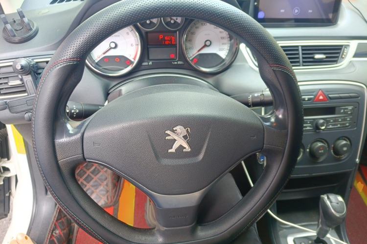 Used Peugeot 308 2014 Enjoy Edition Classic 1.6L Automatic Premium Model Steering Wheel
