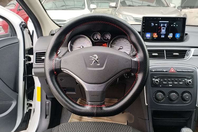 Used Peugeot 308 2014 Enjoy Edition Classic 1.6L Manual YouShang Model Steering Wheel