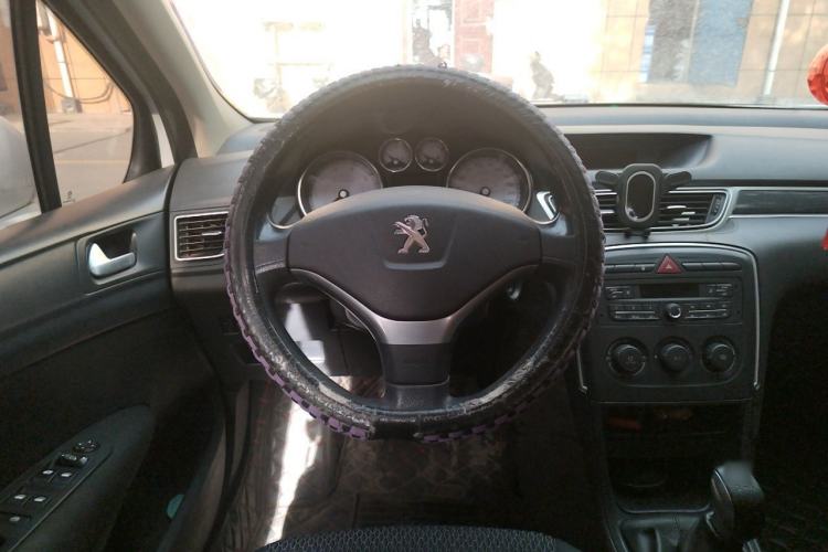 Used Peugeot 308 2014 Enjoy Edition Classic 1.6L Manual YouShang Model Steering Wheel