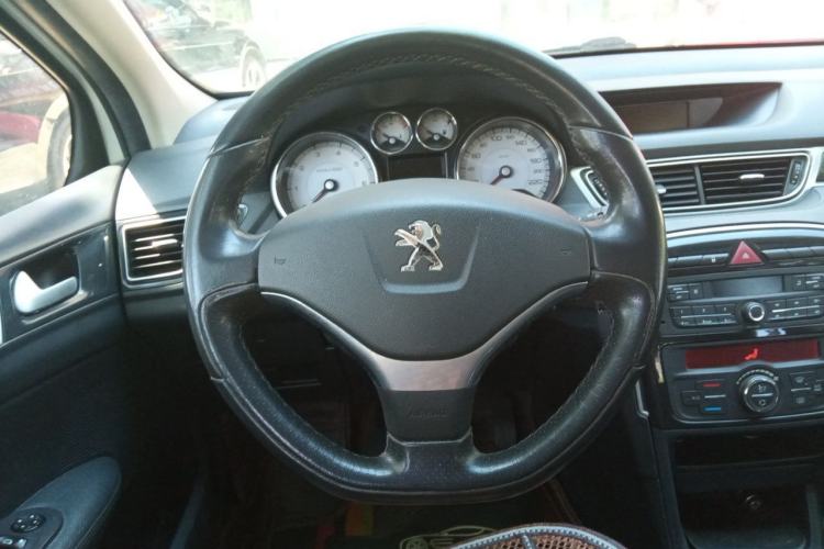 Used Peugeot 308 2014 Enjoy Edition Classic 1.6L Manual YouShang Model Steering Wheel