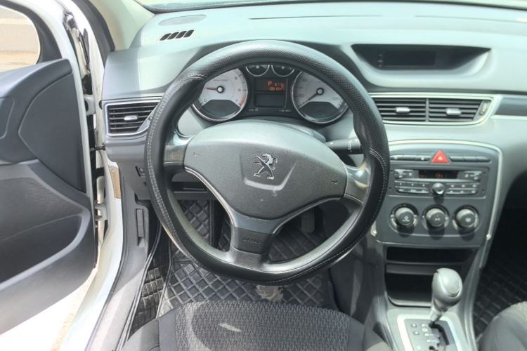Used Peugeot 308 2014 Enjoy Edition Classic 1.6L Automatic Premium Model Steering Wheel
