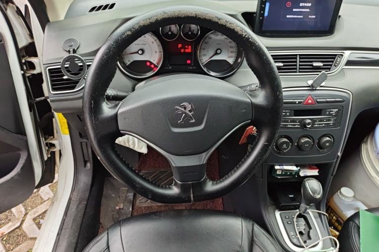 Used Peugeot 308 2014 Enjoy Edition Classic 1.6L Automatic Premium Model Steering Wheel