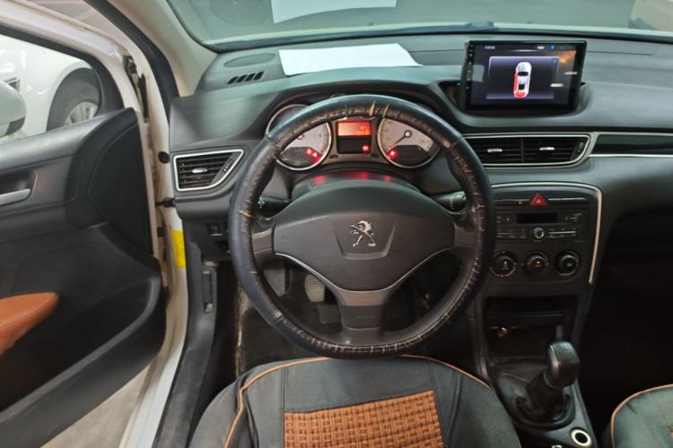 Used Peugeot 308 2014 Enjoy Edition Classic 1.6L Manual YouShang Model Steering Wheel