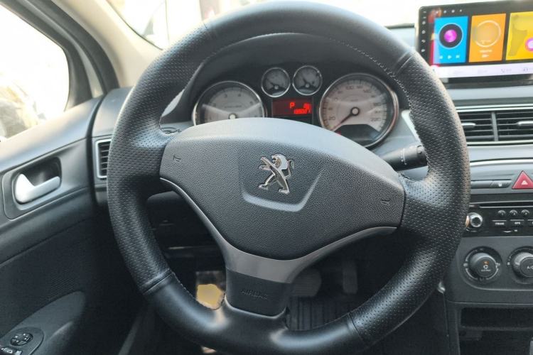 Used Peugeot 308 2014 Enjoy Edition Classic 1.6L Automatic Premium Model Steering Wheel