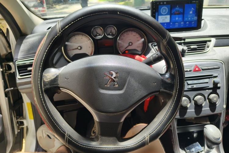 Used Peugeot 308 2014 Enjoy Edition Classic 1.6L Automatic Premium Model Steering Wheel