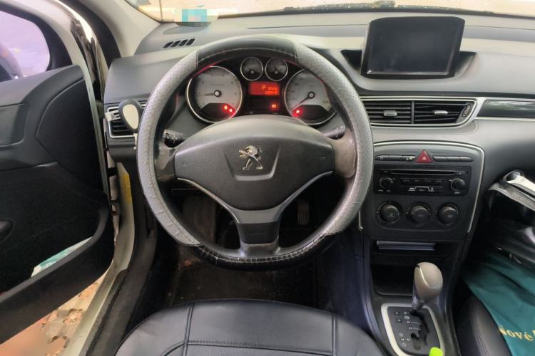 Used Peugeot 308 2014 Enjoy Edition Classic 1.6L Automatic Premium Model Steering Wheel