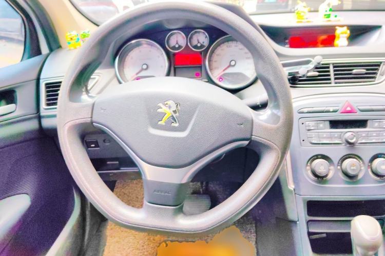 Used Peugeot 308 2014 Enjoy Edition Classic 1.6L Automatic Premium Model Steering Wheel