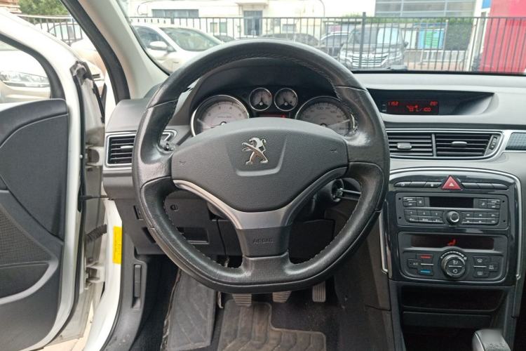 Used Peugeot 308 2014 Enjoy Edition Classic 1.6L Manual Fashion Model Steering Wheel