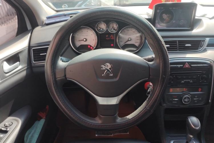 Used Peugeot 308 2014 Enjoy Edition Classic 1.6L Automatic Premium Model Steering Wheel