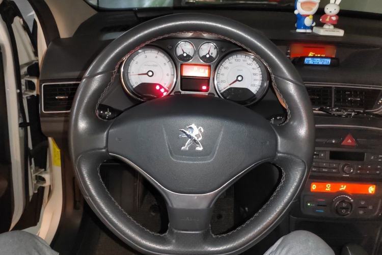 Used Peugeot 308 2014 Enjoyment Edition Classic 1.6L Automatic Fashion Model Steering Wheel