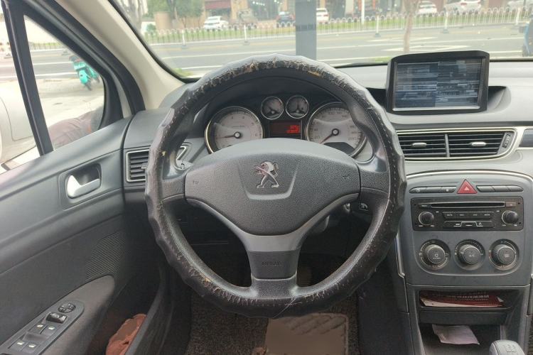 Used Peugeot 308 2014 Enjoy Edition Classic 1.6L Manual YouShang Model Steering Wheel