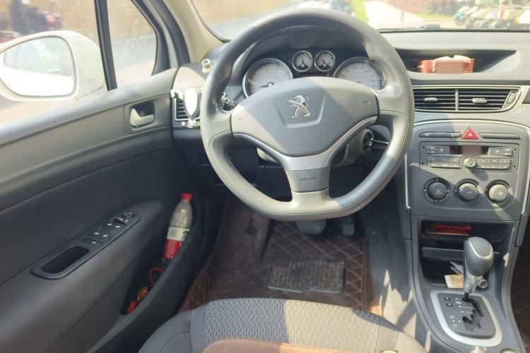 Used Peugeot 308 2014 Enjoy Edition Classic 1.6L Automatic Premium Model Steering Wheel