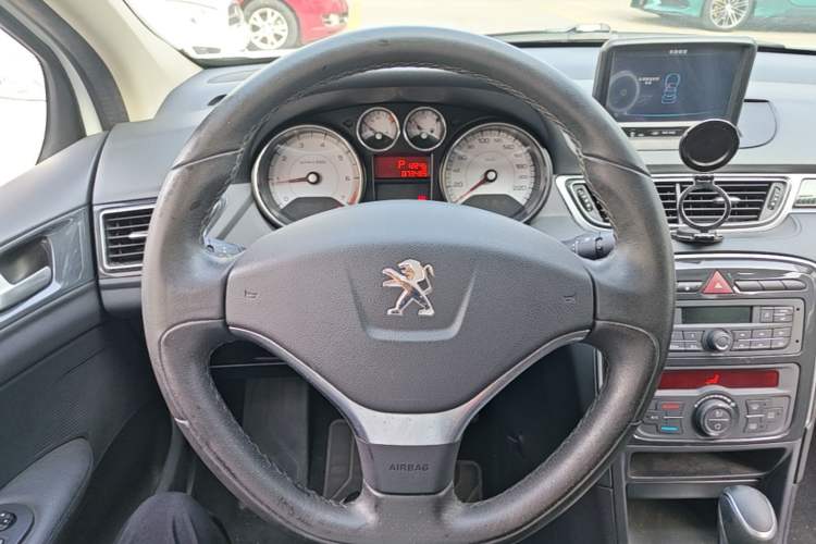 Used Peugeot 308 2014 Enjoyment Edition Classic 1.6L Automatic Fashion Model Steering Wheel
