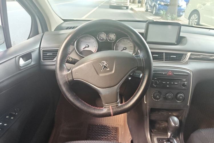Used Peugeot 308 2014 Enjoy Edition Classic 1.6L Automatic Premium Model Steering Wheel