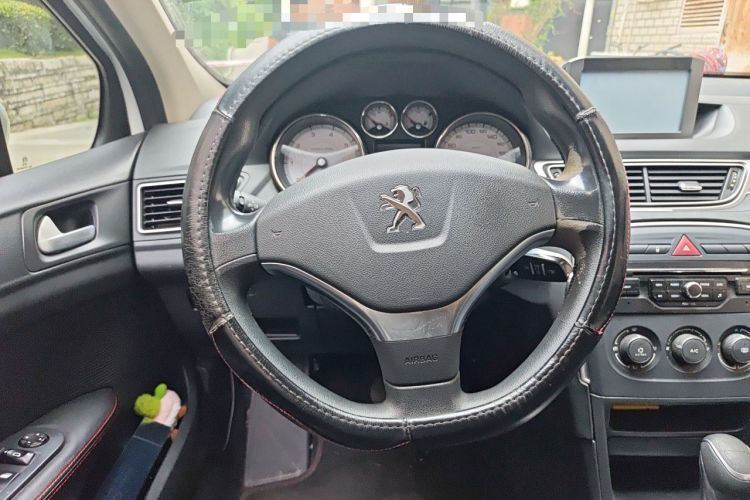 Used Peugeot 308 2014 Enjoy Edition Classic 1.6L Automatic Premium Model Steering Wheel