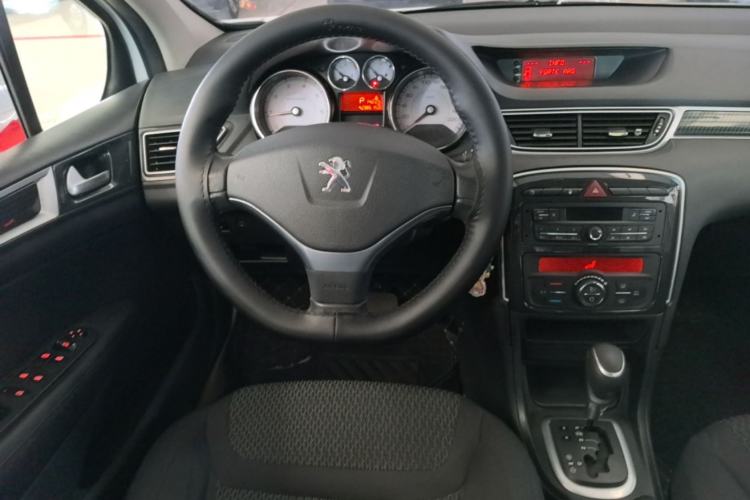 Used Peugeot 308 2014 Enjoy Edition Classic 1.6L Automatic Premium Model Steering Wheel