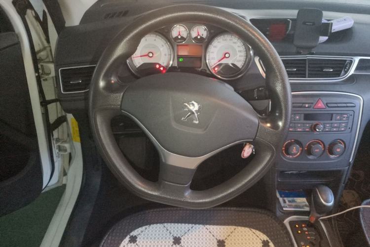 Used Peugeot 308 2014 Enjoy Edition Classic 1.6L Automatic Premium Model Steering Wheel