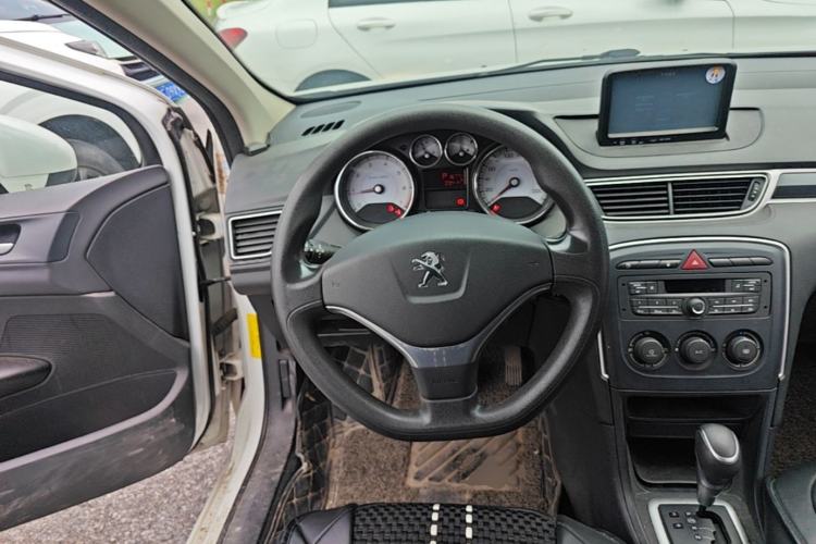 Used Peugeot 308 2014 Enjoy Edition Classic 1.6L Automatic Premium Model Steering Wheel